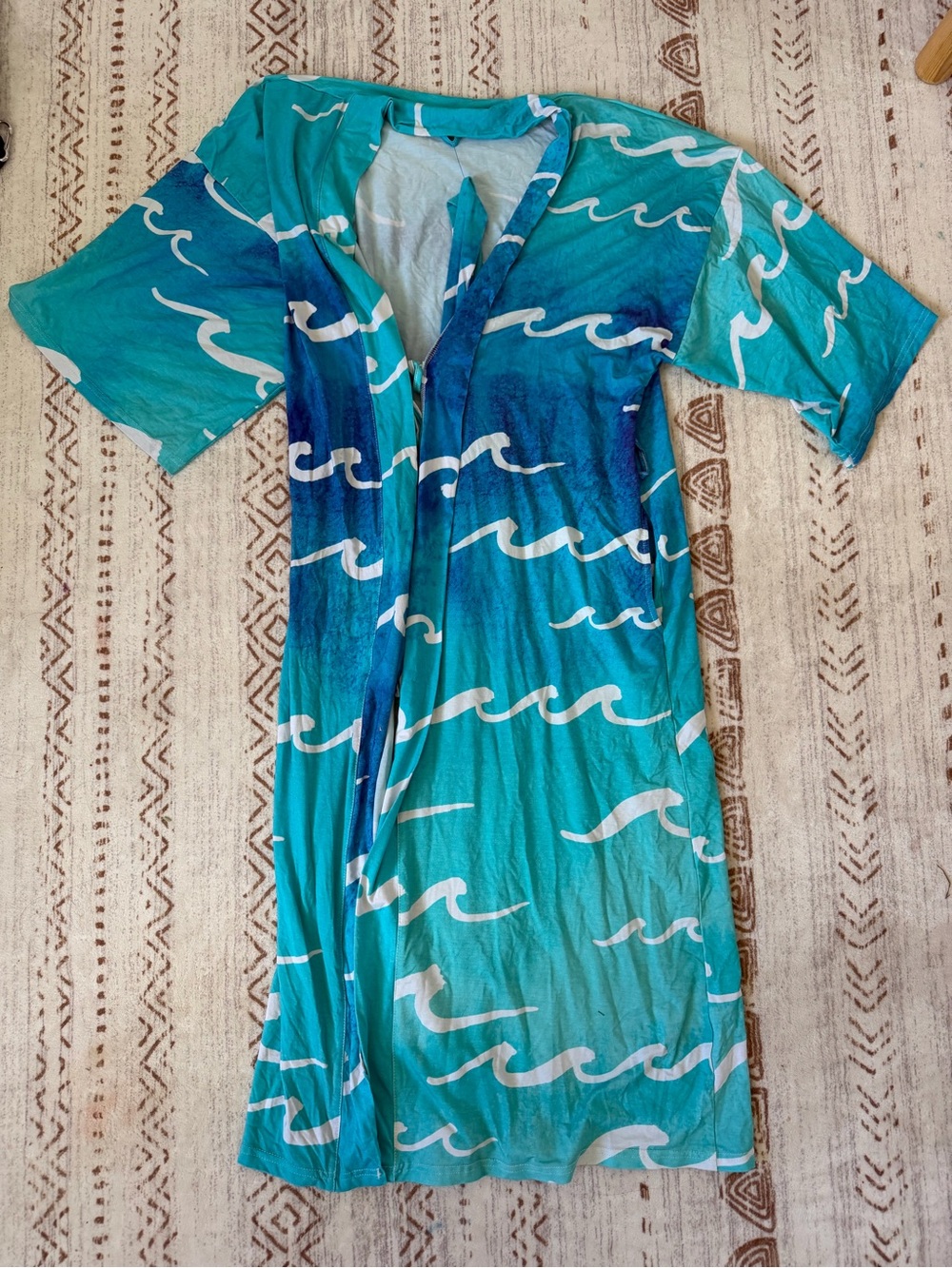 Coco Moon Nalu Robe - Picture 3 of 6